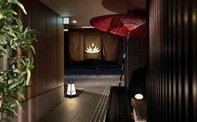 丸太町クリスタルホテル