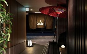 丸太町クリスタルホテル